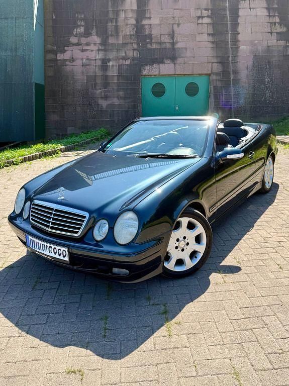 Schwarz Gebraucht 2003 Mercedes CLK200 Cabrio | 4.690 € (Superpreis) - Bild 1/4