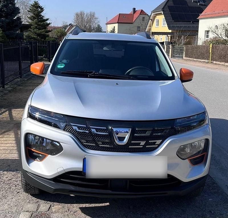 Gebraucht Dacia Spring Comfort Plus 33 kW (45 PS) 2022 Silber Kleinwagen