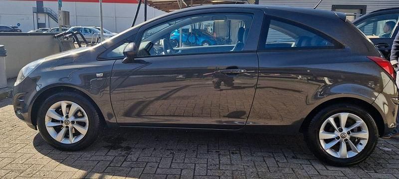 Gebraucht Opel Corsa Energy 69 PS (50 kW) 2014 Grau Kleinwagen