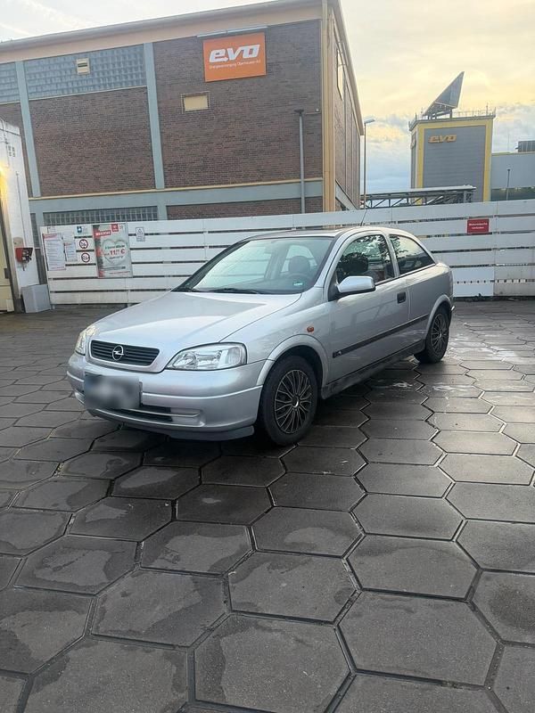 Gebraucht Opel Astra 101 PS (74 kW) 1998 Grau Coupé
