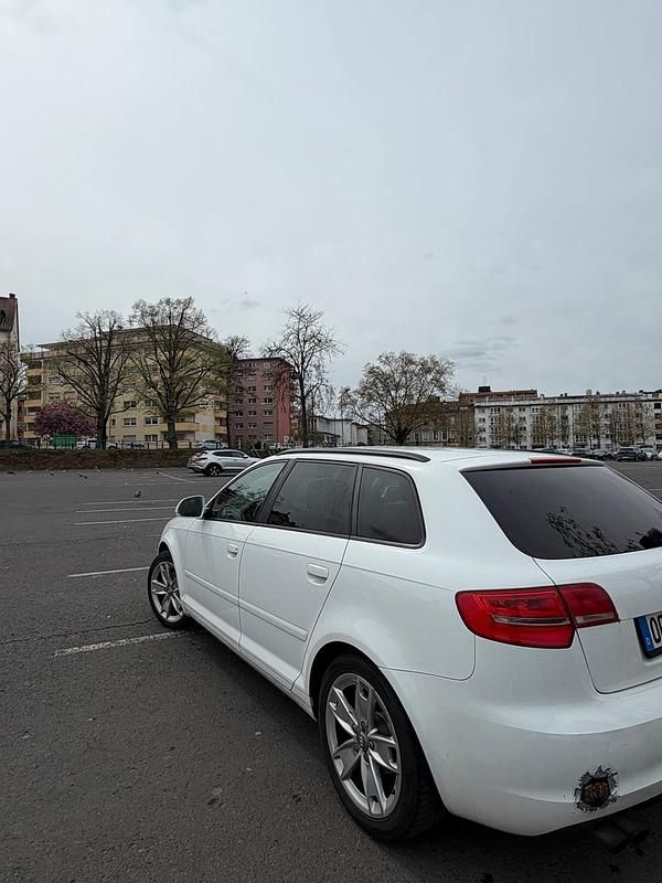 Usata Audi A3 125 CV (91 kW) 2009 Bianco Utilitaria