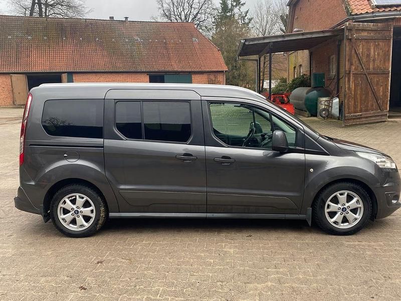 Gebraucht Ford Tourneo Titanium 120 PS (88 kW) 2015 Grau Van / Kleinbus