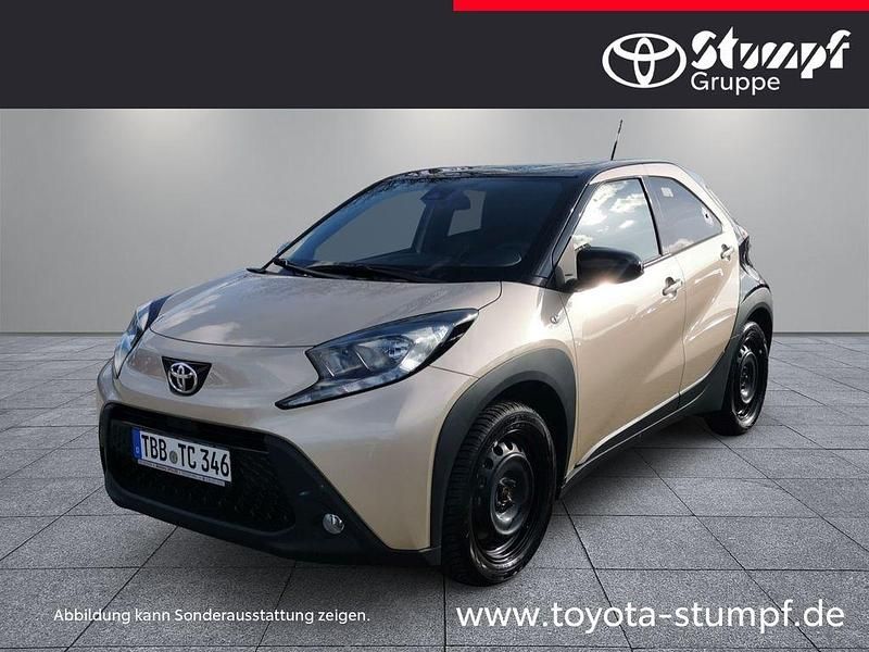 Gebraucht Toyota Aygo X 72 PS (52 kW) 2025 Beige SUV