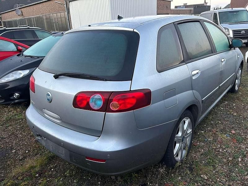 Gebraucht Fiat Croma 147 PS (108 kW) 2005 Silber Kombi