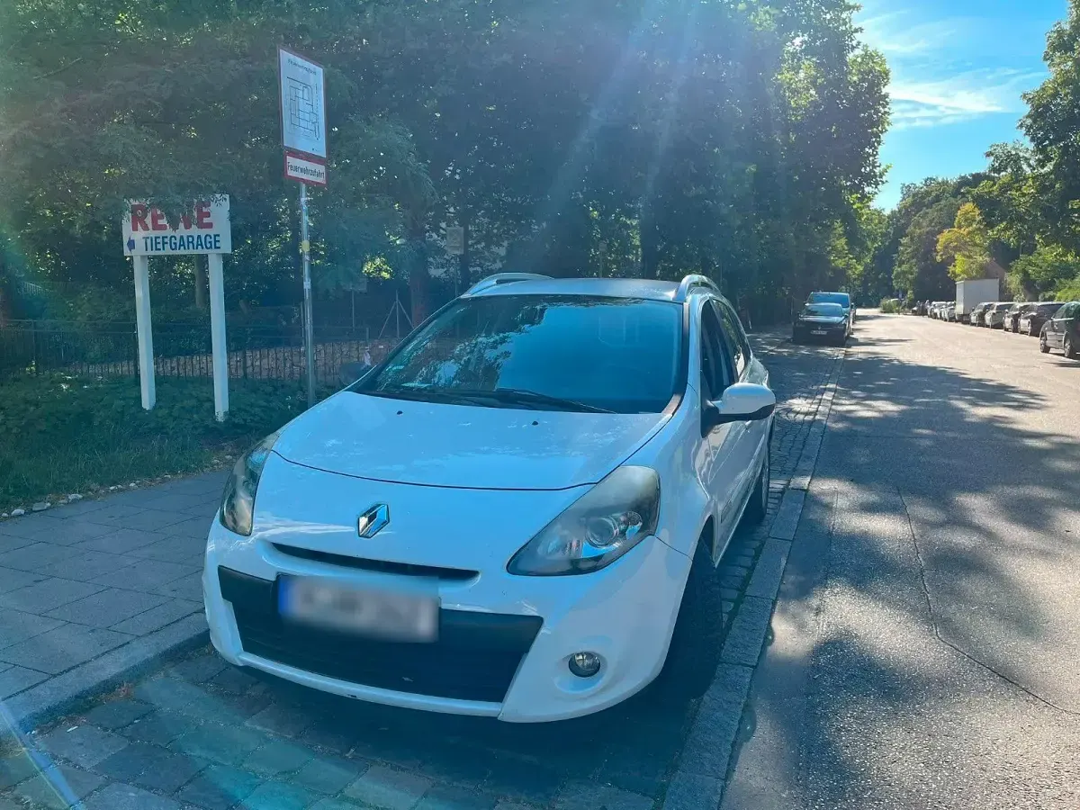 Gebraucht Renault Clio Expression 75 PS (55 kW) 2010 Weiß Kleinwagen