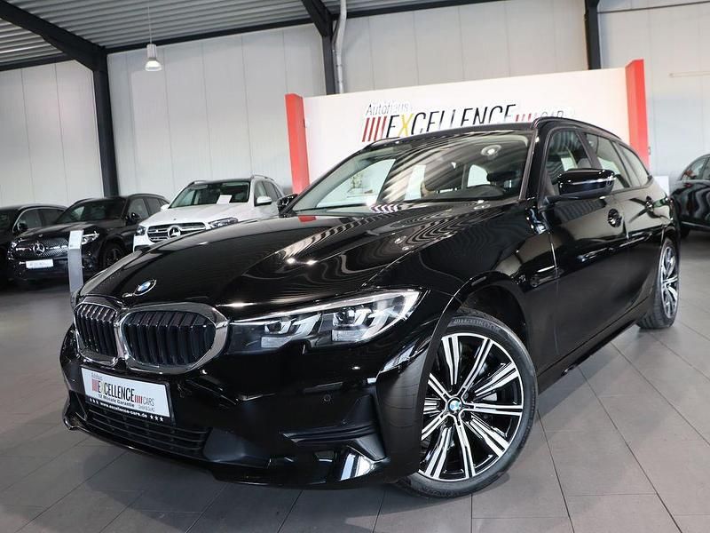 Gebraucht BMW 330 Advantage 286 PS (210 kW) 2020 Schwarz Kombi