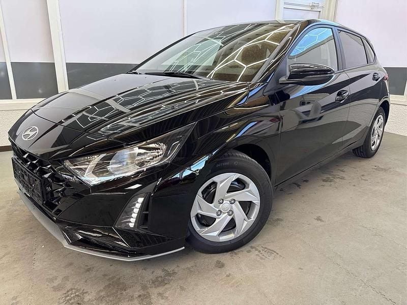 Phantom black x5b Neu 2025 Hyundai i20 Comfort Kleinwagen | 22.290 € (Fairer Preis) - Bild 1/4