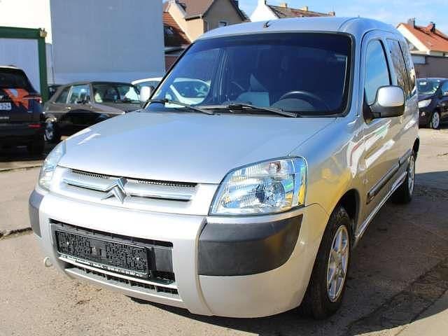 Gebraucht Citroën Berlingo 75 PS (55 kW) 2003 Silber Van / Kleinbus