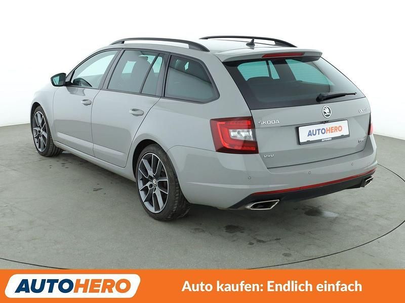 Gebraucht Skoda Octavia RS 184 PS (135 kW) 2020 Grau Kombi