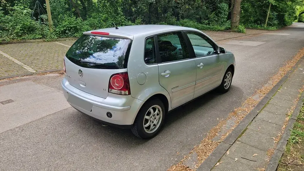 Gebraucht VW Polo United 80 PS (58 kW) 2008 Silber Kleinwagen