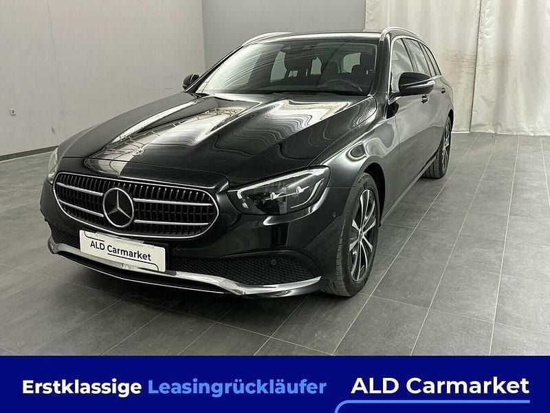 Schwarz Gebraucht 2021 Mercedes E300 Kombi | 23.980 € (Guter Preis) - Bild 1/4