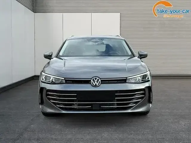 Gebraucht VW Passat Elegance 150 PS (110 kW) 2026 Diabasgrau metallic Kombi