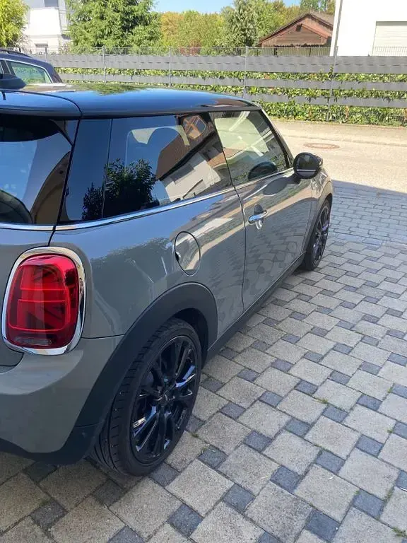 Gebraucht Mini Cooper 136 PS (100 kW) 2020 Grau Kleinwagen