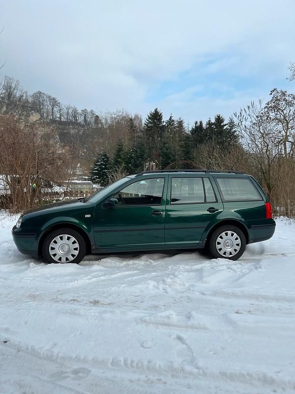 Gebraucht VW Golf IV 75 PS (55 kW) 2000 Grün Kombi