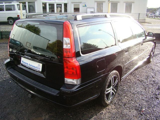 Gebraucht Volvo V70 Momentum 185 PS (136 kW) 2006 Schwarz Kombi