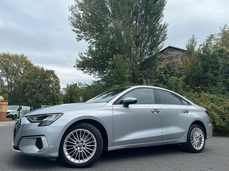 Silber Gebraucht 2020 Audi A3 Advanced Limousine | 18.300 € (Guter Preis) - Bild 1/4