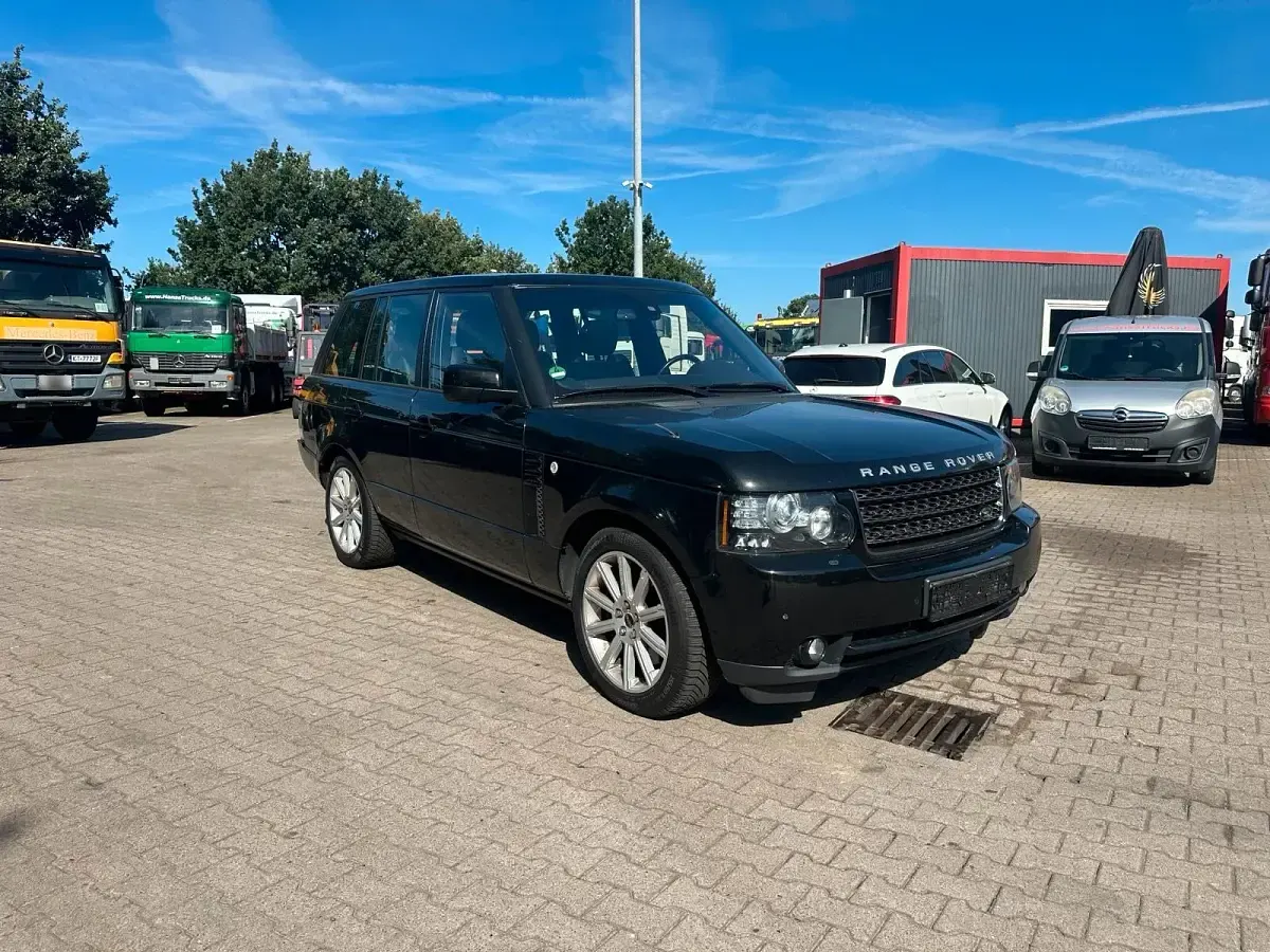 Gebraucht Land Rover Range Rover Vogue 313 PS (230 kW) 2012 Schwarz SUV