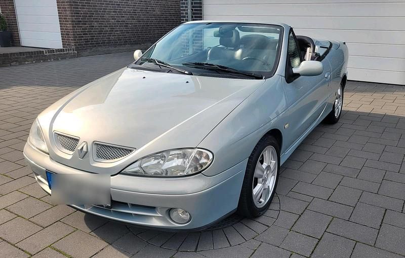Silber Gebraucht 2002 Renault Mégane Cabriolet Cabrio | 1.500 € (Fairer Preis) - Bild 1/4