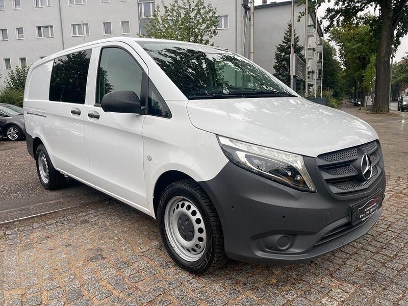 Gebraucht Mercedes Vito 190 PS (139 kW) 2022 Weiß Van