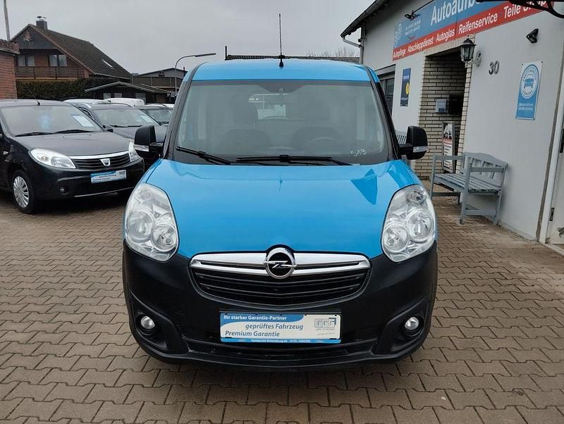 Second-hand Opel Combo 120 CP (88 kW) 2015 Albastru Monovolum