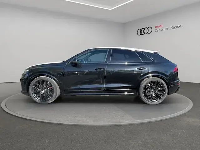 Neu Audi RS Q8 Ambiente 600 PS (441 kW) 2025 Mythosschwarz metallic SUV