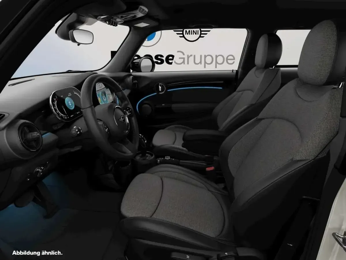 Używany Mini Cooper 136 KM (100 kW) 2023 Biały Hatchback