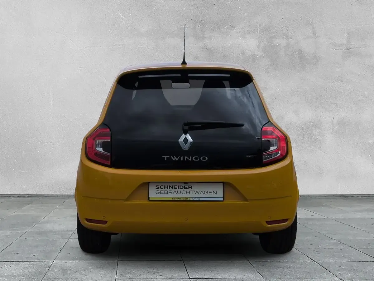 Gebraucht Renault Twingo Techno 60 kW (82 PS) 2023 Gelb Kleinwagen