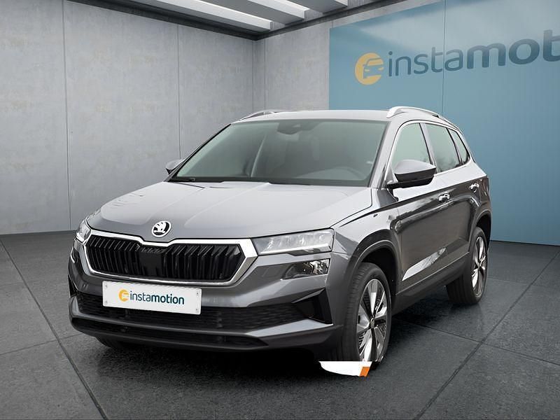 Grau Gebraucht 2025 Skoda Karoq SUV | 34.199 € (Fairer Preis) - Bild 1/4