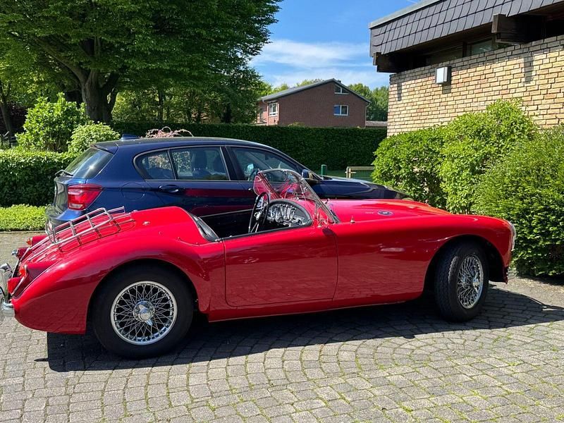 Gebraucht MG MGA 90 PS (66 kW) 1961 Rot Cabrio