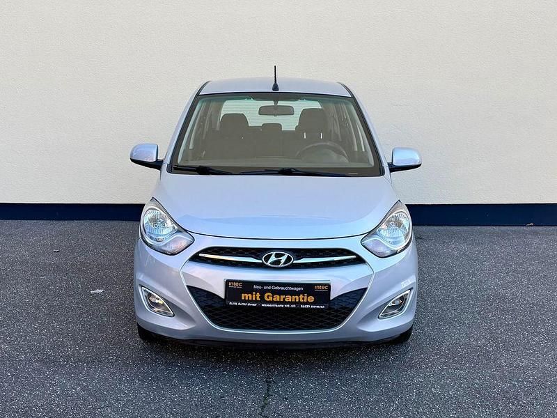 Gebraucht Hyundai i10 Style 86 PS (63 kW) 2012 Silber Kleinwagen