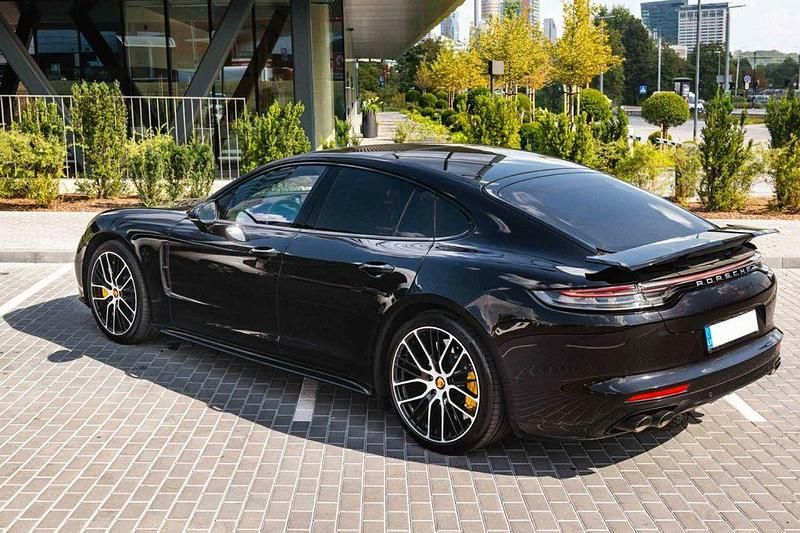 Schwarz Gebraucht 2021 Porsche Panamera Turbo S Limousine | 89.900 € (Guter Preis) - Bild 1/4