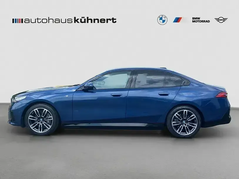 Gebraucht BMW i5 M Sport 289 kW (394 PS) 2025 Blau Limousine
