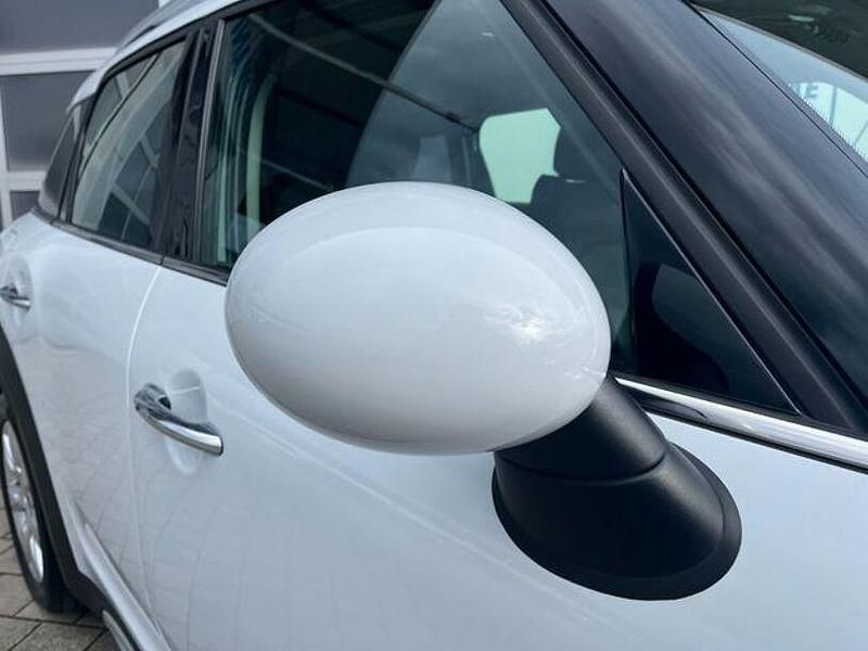 Gebraucht Mini One Countryman 102 PS (75 kW) 2019 Weiß SUV