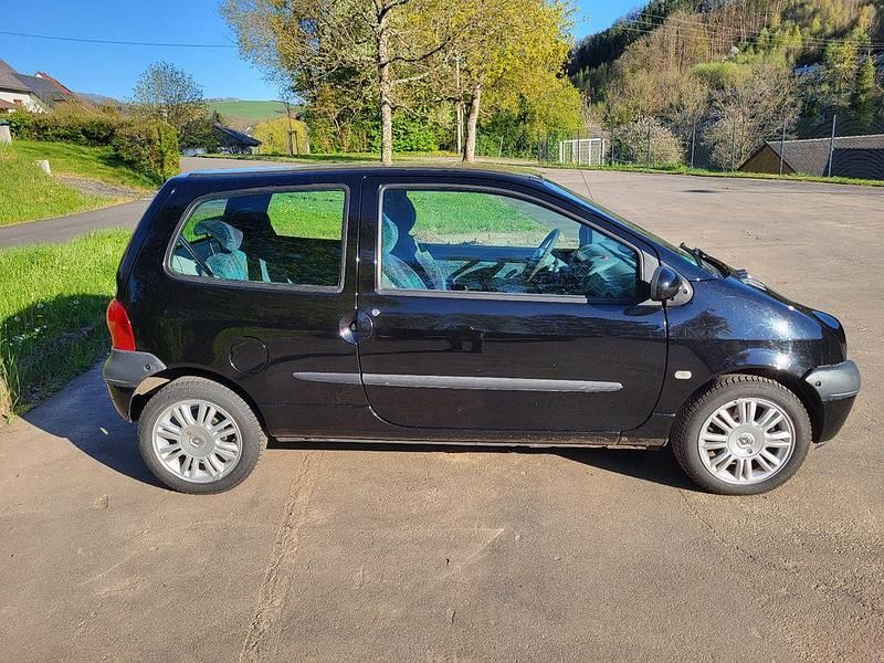 Usata Renault Twingo Expression 75 CV (55 kW) 2004 Nero Utilitaria