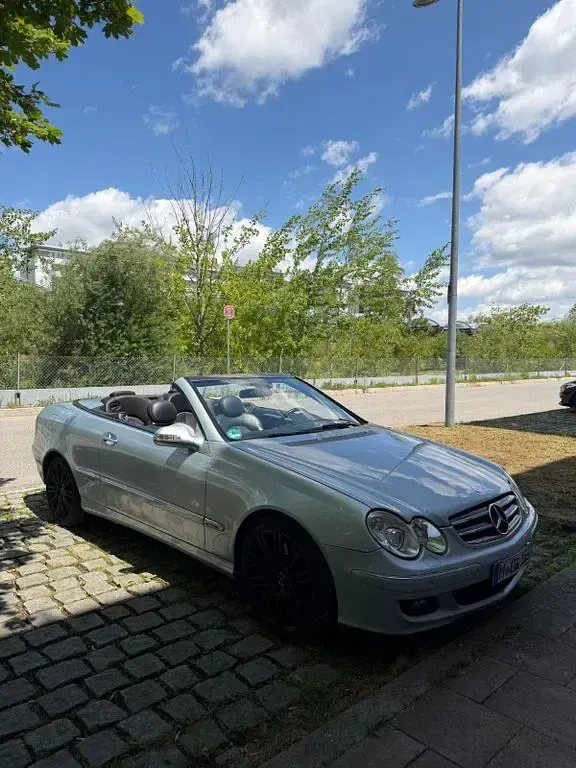 Gebraucht Mercedes CLK350 Avantgarde 272 PS (200 kW) 2005 Grau Cabrio