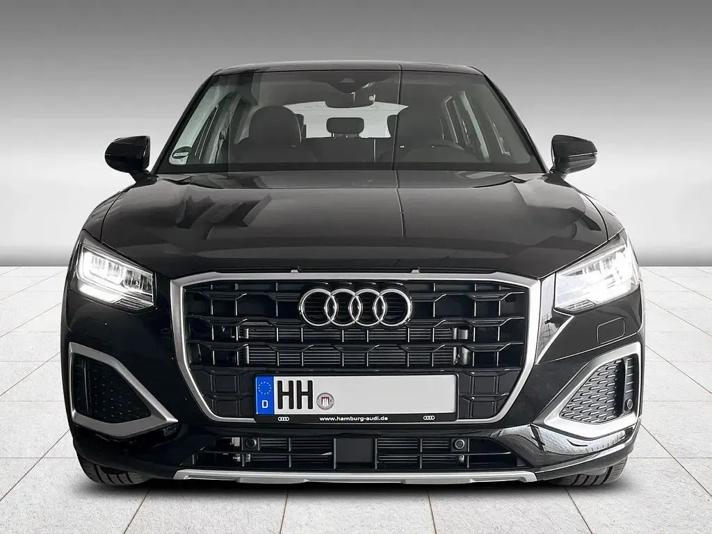 Używany Audi Q2 Advanced 150 KM (110 kW) 2026 Czarny SUV