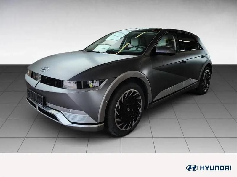 Grau Gebraucht 2024 Hyundai Ioniq Kleinwagen | 34.490 € (Superpreis) - Bild 1/1