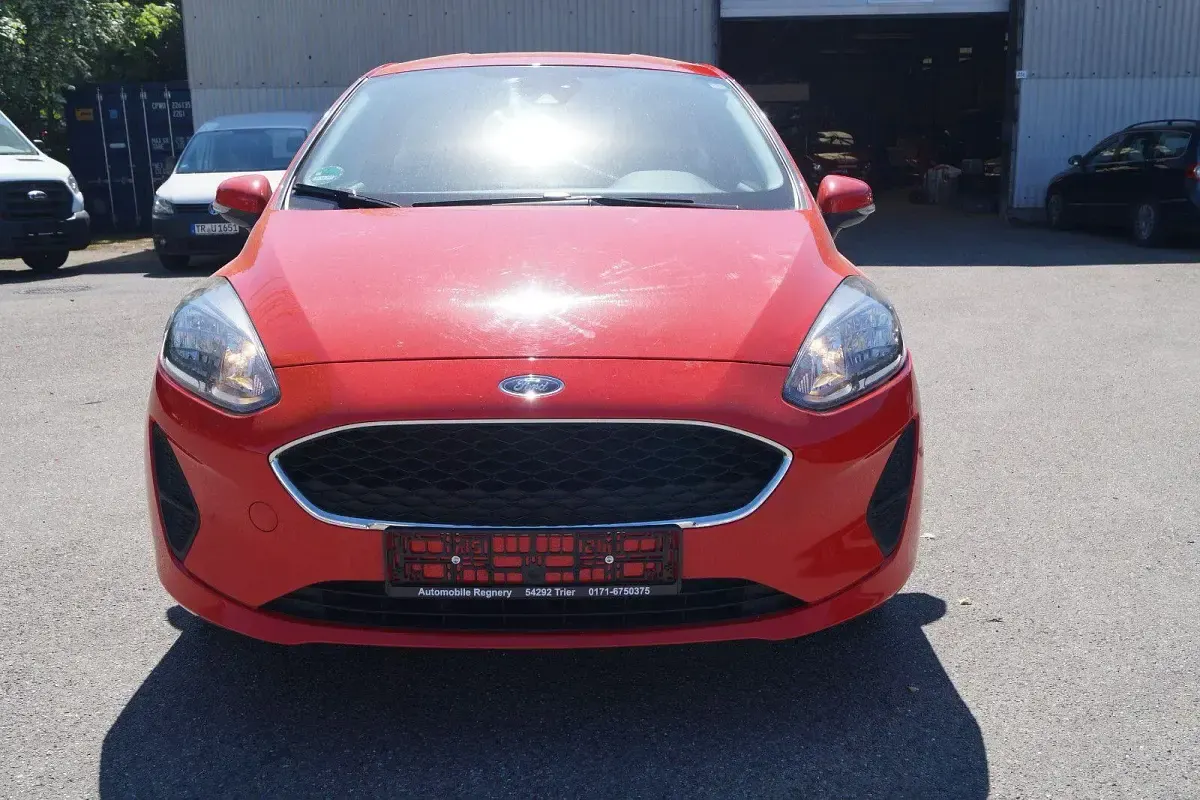 Gebraucht Ford Fiesta Cool & Connect 101 PS (74 kW) 2021 Rot Kleinwagen
