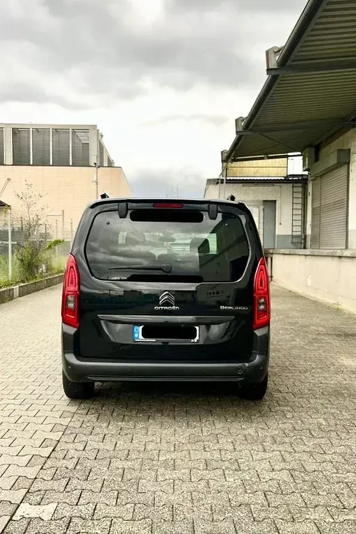 Gebraucht Citroën Berlingo 131 PS (96 kW) 2023 Schwarz Van / Kleinbus