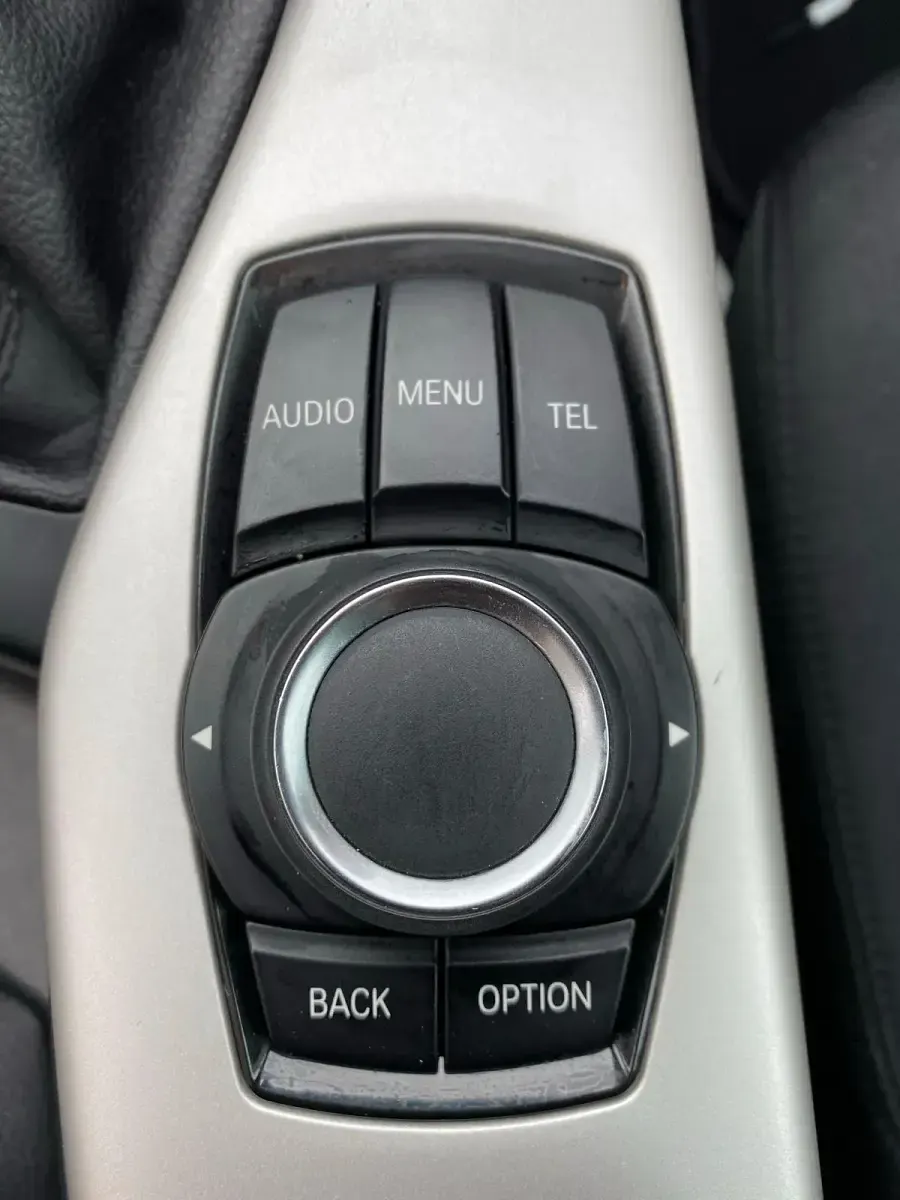 Gebraucht BMW 116 136 PS (100 kW) 2014 Schwarz Kleinwagen