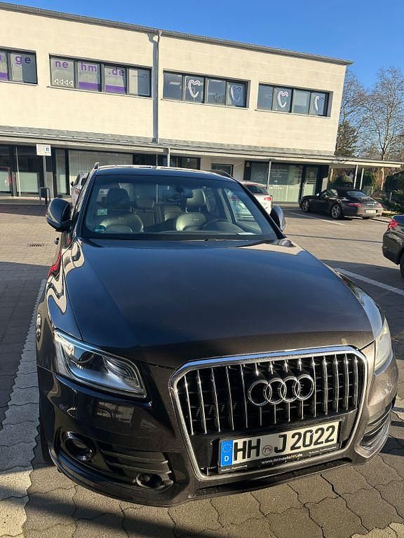 Second-hand Audi Q5 S-Line 150 CP (110 kW) 2016 Negru SUV
