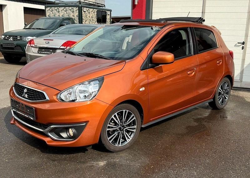 Orange Gebraucht 2017 Mitsubishi Space Star Diamant Edition Kleinwagen | 9.950 € (Fairer Preis) - Bild 1/4