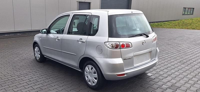 Gebraucht Mazda 2 80 PS (58 kW) 2006 Silber Kleinwagen