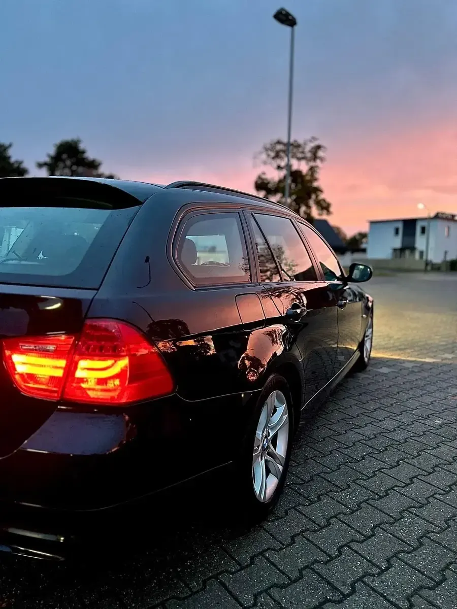 Usata BMW 318 2012 Nero Station wagon