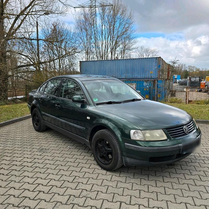 Gebraucht VW Passat 150 PS (110 kW) 1997 Grün Limousine