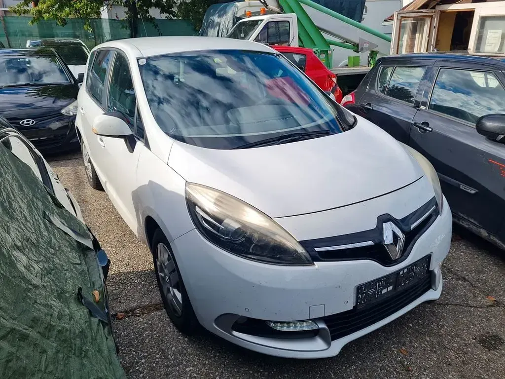 Gebraucht Renault Scénic III Expression 110 PS (80 kW) 2012 Weiß Van / Kleinbus
