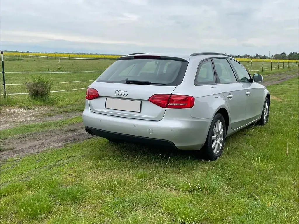 Gebraucht Audi A4 Ambiente 143 PS (105 kW) 2009 Grau Kombi
