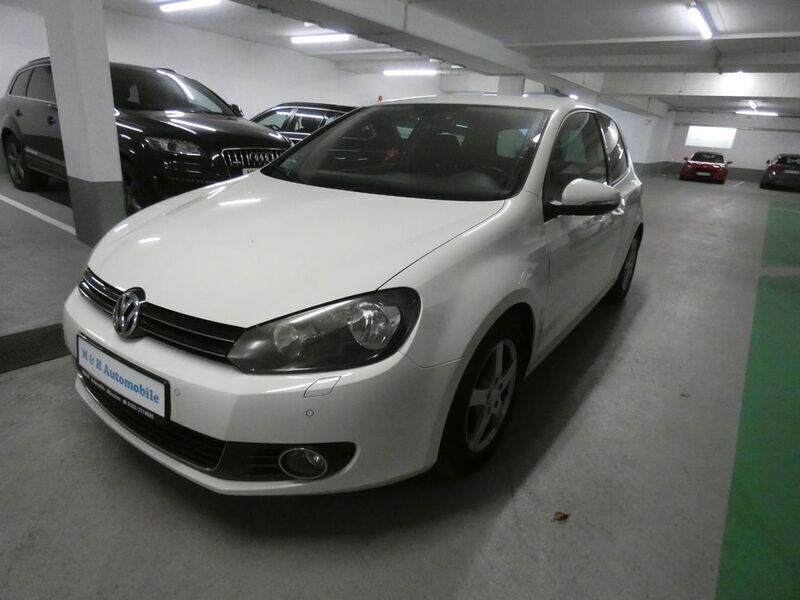 Weiß Gebraucht 2010 VW Golf VI Highline Kleinwagen | 3.350 € (Superpreis) - Bild 1/4