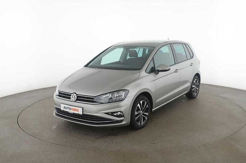 Grau Gebraucht 2020 VW Golf Sportsvan United Van / Kleinbus | 18.770 € (Etwas zu teuer) - Bild 1/3