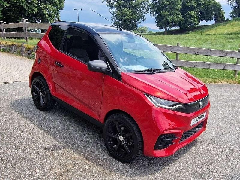 Perlmutrot Gebraucht 2024 Aixam City Kleinwagen | 14.500 € (Fairer Preis) - Bild 1/4